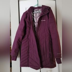Women's Columbia long hooded jacket